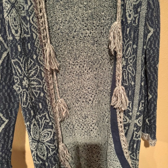 Free People Kai Pom Pom Tassel Fringe Geo Print Cardigan Blue Size Medium - Picture 4 of 7